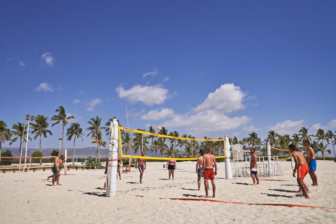 Fanar Hotel & Residences Салала Экстерьер фото Beach volleyball at the 2007 Pan American Games