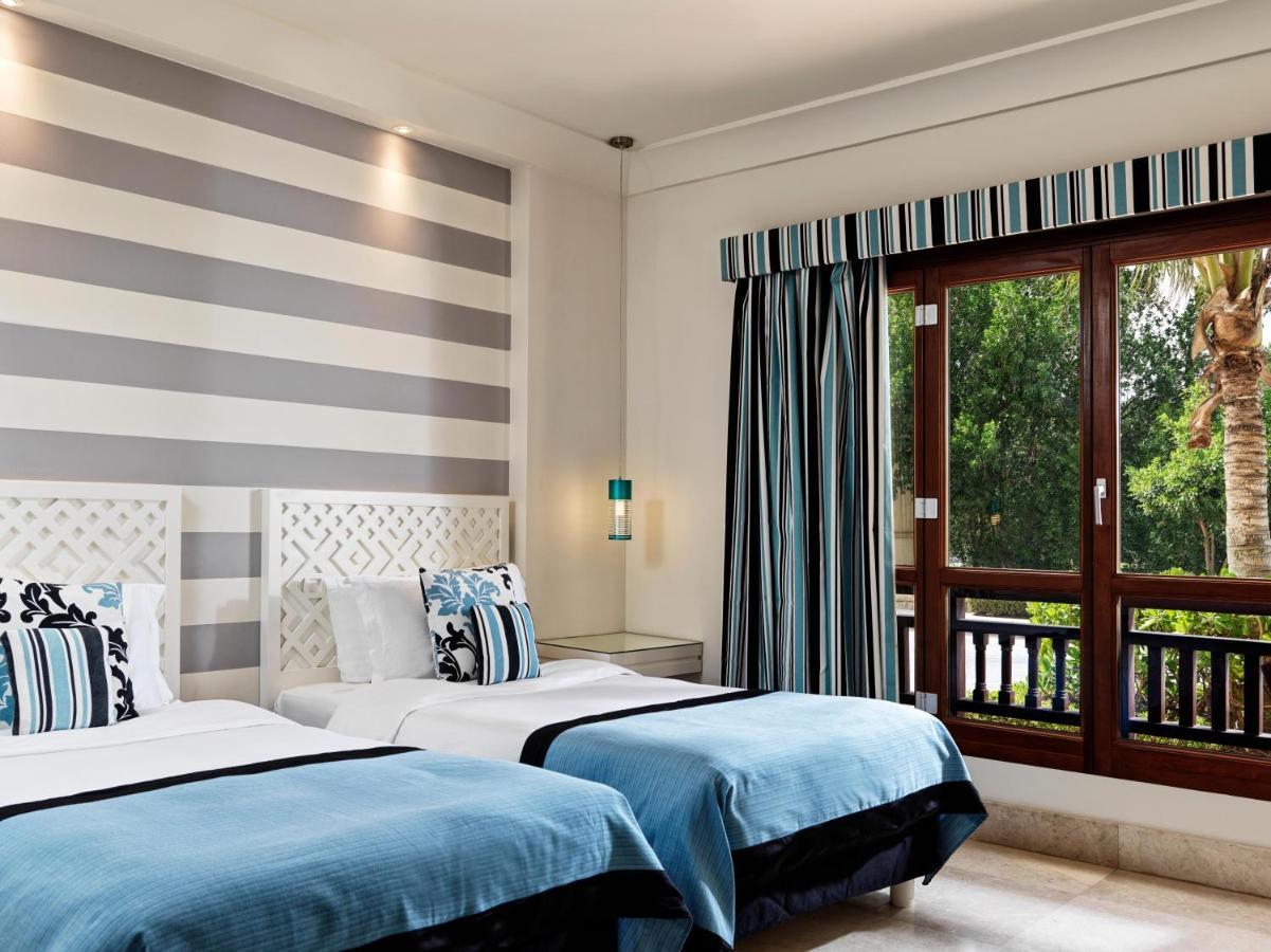Fanar Hotel & Residences Салала Экстерьер фото Deluxe Room